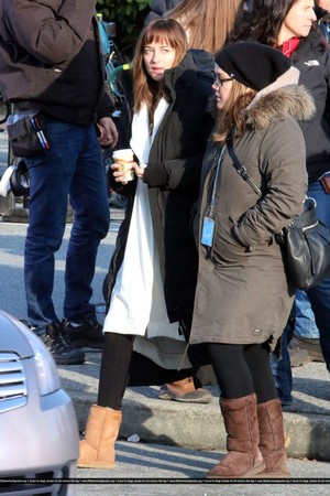  December 5th - On Set (Late Editions)