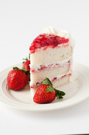  स्ट्रॉबेरी, स्ट्राबेरी Cake