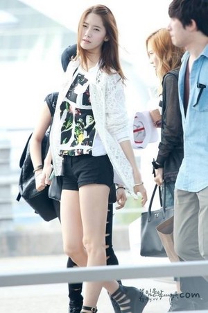  Yoona in Airport