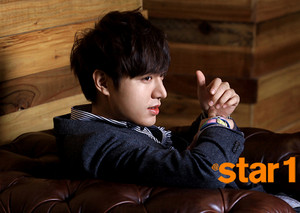  Lee Min Ho - @star1