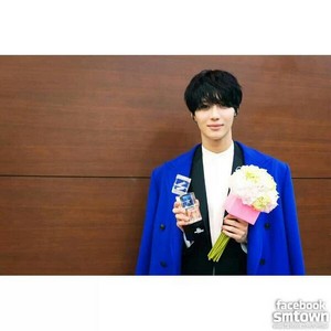  TAEMIN‬ received "Star of the سال Award" - MBC Entertainment