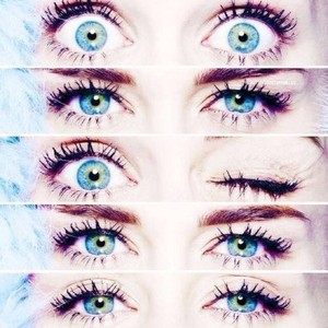  Miley's most beautiful eyes