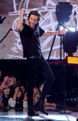  Harry Styles :X Factor USA (finale)♥