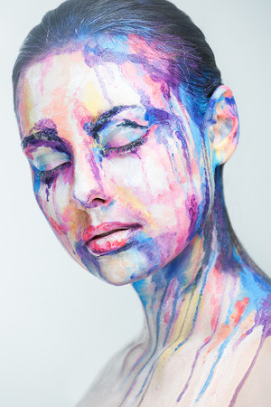 Amazing Face-Paintings Transform mga model Into The 2D Works Of Famous Artists sa pamamagitan ng Valeriya Kutsan