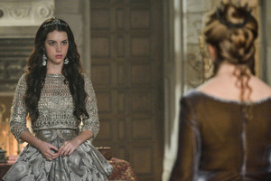  Reign Episode 1.09 - For King and Country - Promotional foto