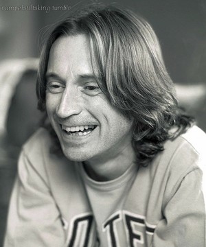  Robert Carlyle - Lovely smiles