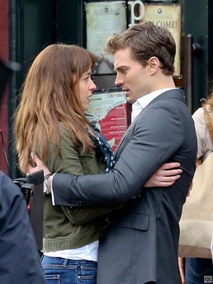  Jamie and Dakota filming Fifty Shades of Grey