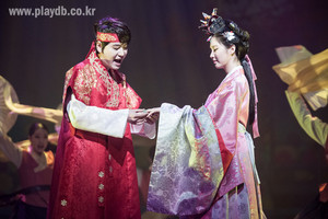  Seohyun The Moon That Embraces the Sun