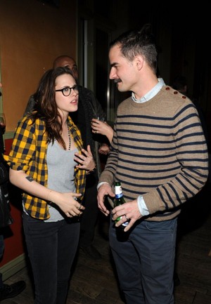  Kristen at a 晚餐 Party at Sundance