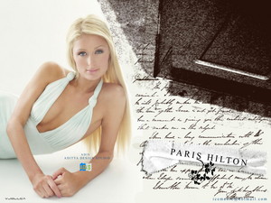  Paris Hilton
