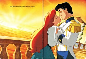  Walt Disney Book larawan - Princess Ariel & Prince Eric