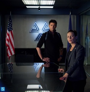  Almost Human - Episode 1.10 - Perception - Promotional foto's