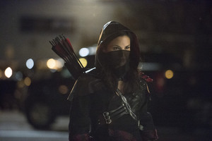  Arrow: 25 Official 图片 From “Heir To The Demon”