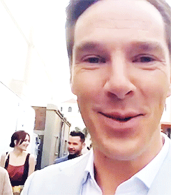  Benedict arriving at BAFTA tee Party