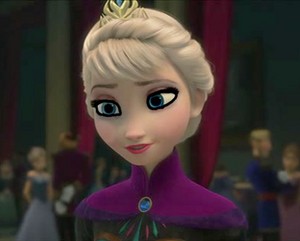  Elsa's modest look