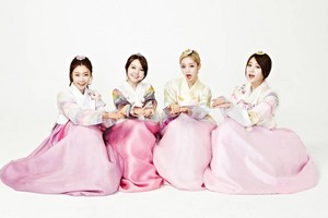  Girl's 日 in lovely hanbok