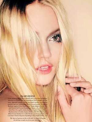  Lindsay [Harper's Bazaar UK 2012]