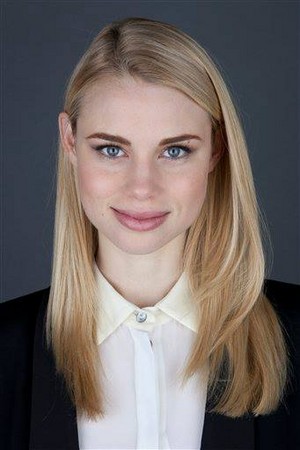  Lucy Fry promo foto