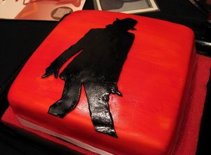  "Smooth Criminal" Cake