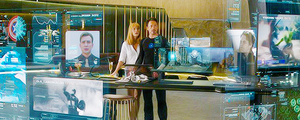 tony and pepper → promotional Fotos