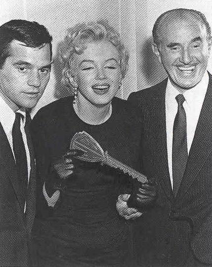 1/03/1956 The Warner Bros Key-marilyn monroe and milton greene ...