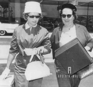  6/08/1962 Berniece Miracle with Inez Melson- funeral of Marilyn Monroe