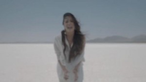 Demi Lovato - pencakar langit, bangunan pencakar langit - Muzik Video Screencaps