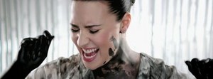  Demi Lovato - сердце Attack - Музыка Video Screencaps