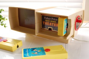  Fisher Price Movie Projector With Movie cartucho disney Cartoon, "Lonesome Ghosts"