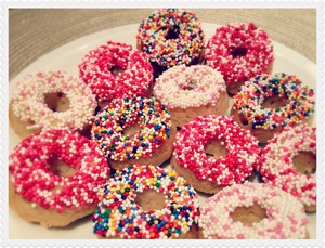  粉, 粉色 donuts------------- <3
