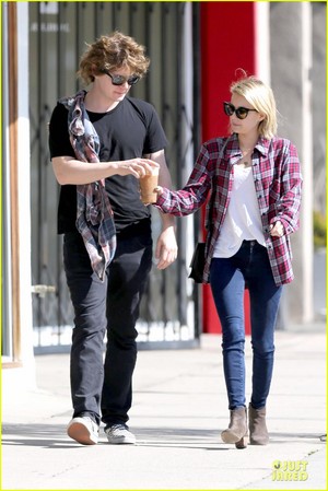  Emma Roberts Toasts 23rd Birthday with Evan Peters!