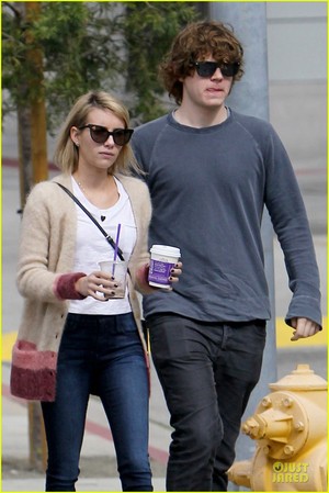  Emma Roberts Toasts 23rd Birthday with Evan Peters!