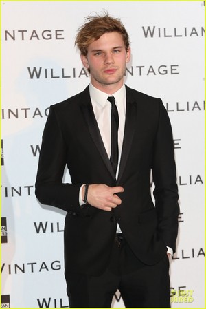  Jeremy Irvine (2/14/2014) going blonde for his role as Daniel