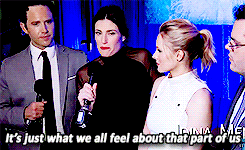  Idina Menzel discussing the complexities of Disney’s 겨울왕국