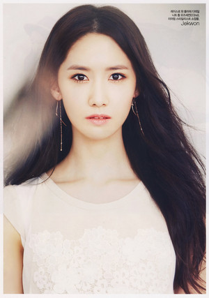  YoonA for Céci Magazine March Issue