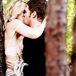  Klaus Mikaelson and Caroline Forbes [The Vampire Diaries].