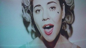  marina and The Diamonds - Primadonna - musique Video Screencaps
