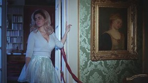  marina and The Diamonds - Primadonna - muziki Video Screencaps
