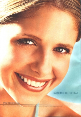  Sarah Michelle Gellar - Maybelline