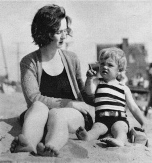 norma jeane and mother 