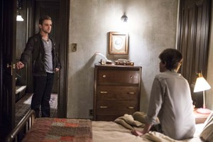  BATES MOTEL Episode 2.2 चित्रो Shadow Of A Doubt