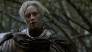  Brienne of Tarth Screencaps