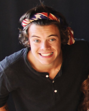  Harry In bandana :P