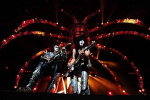  Kiss ~Monster Tour