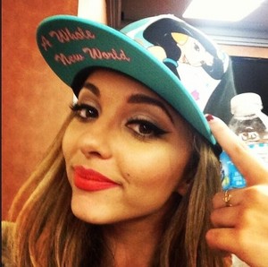 A mixer gave Jade that hat last night! :) so sweet!! ❤