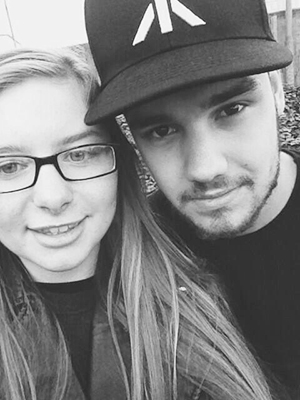  Liam and fan