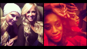  Diva Selfies - Renee Young,Summer Rae and Naomi
