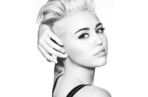  Miley Cyrus :)