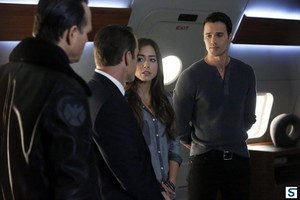  Agents of S.H.I.E.L.D. 1X16 End of the Beginning Promotional Pictures