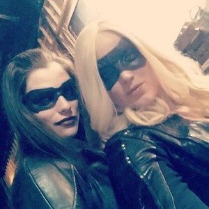  Canary and Huntress selfie!